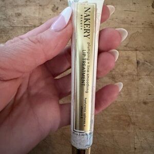 Nakery beauty plumping + line smoothing lip treatment - NEW